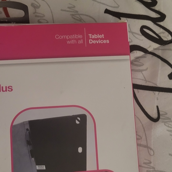 Vivitar Portfolio Case w/Stylus for iPad & tablet devices. - Picture 7 of 7